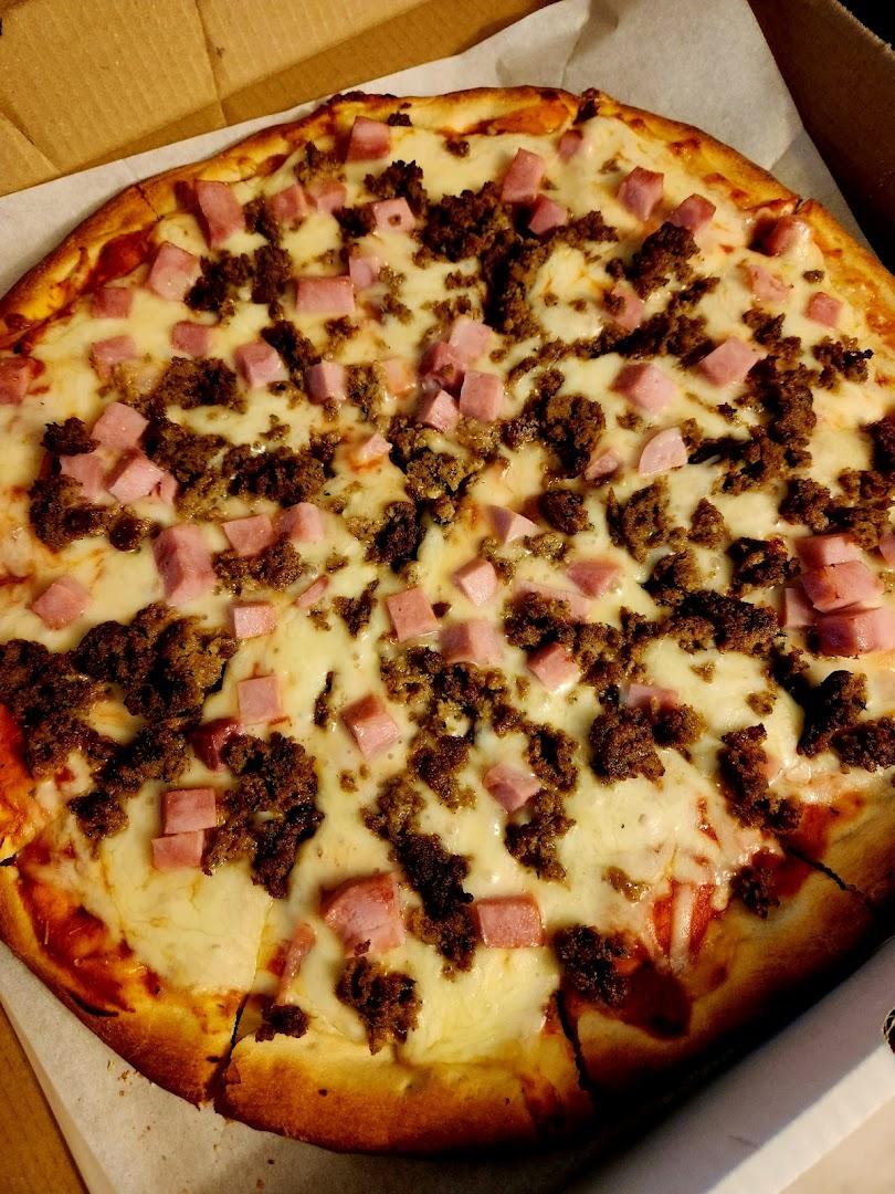 Presque Isle Pizza Restaurant / Connie's Ice Cream