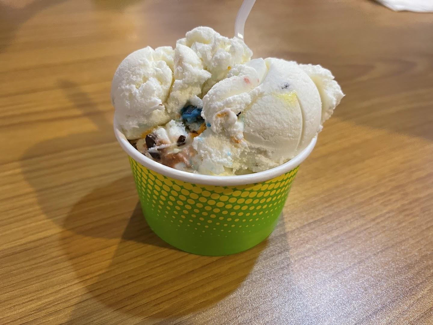 Presque Isle Pizza Restaurant / Connie's Ice Cream